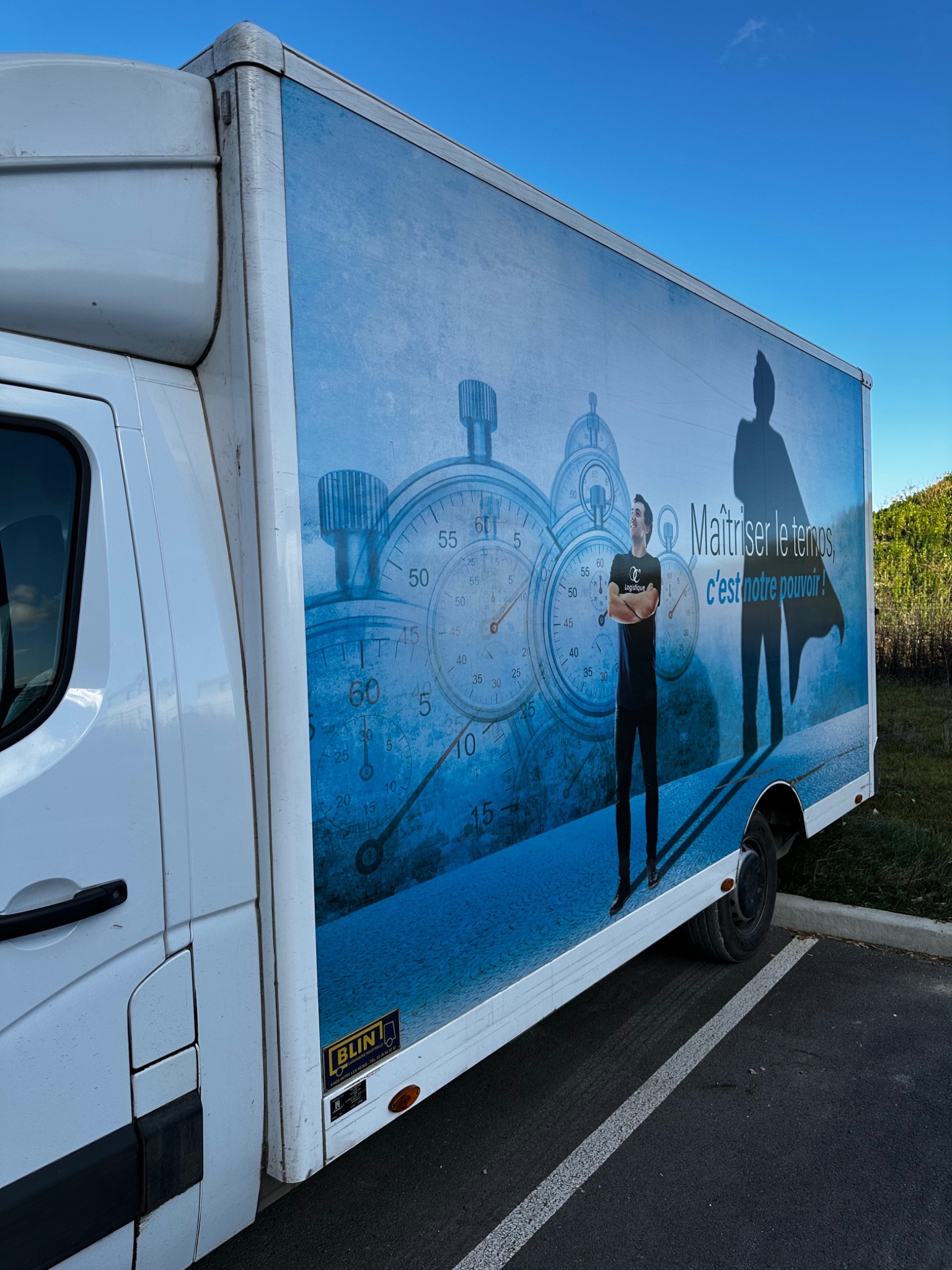 01-camion-decoration-laterale